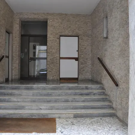 C - Design Bilo -m3- 8 Min Dal Duomo Daire *