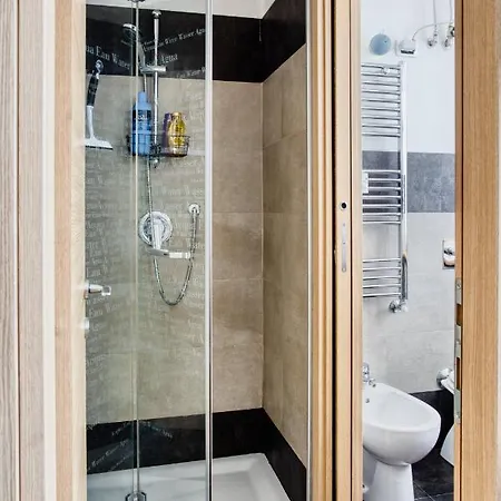 C - Design Bilo -m3- 8 Min Dal Duomo * Mediolan