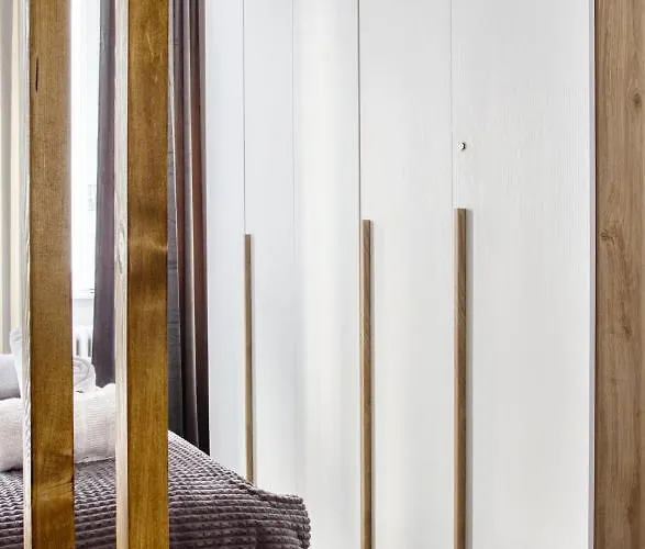 C - Design Bilo -m3- 8 Min Dal Duomo アパート ミラノ